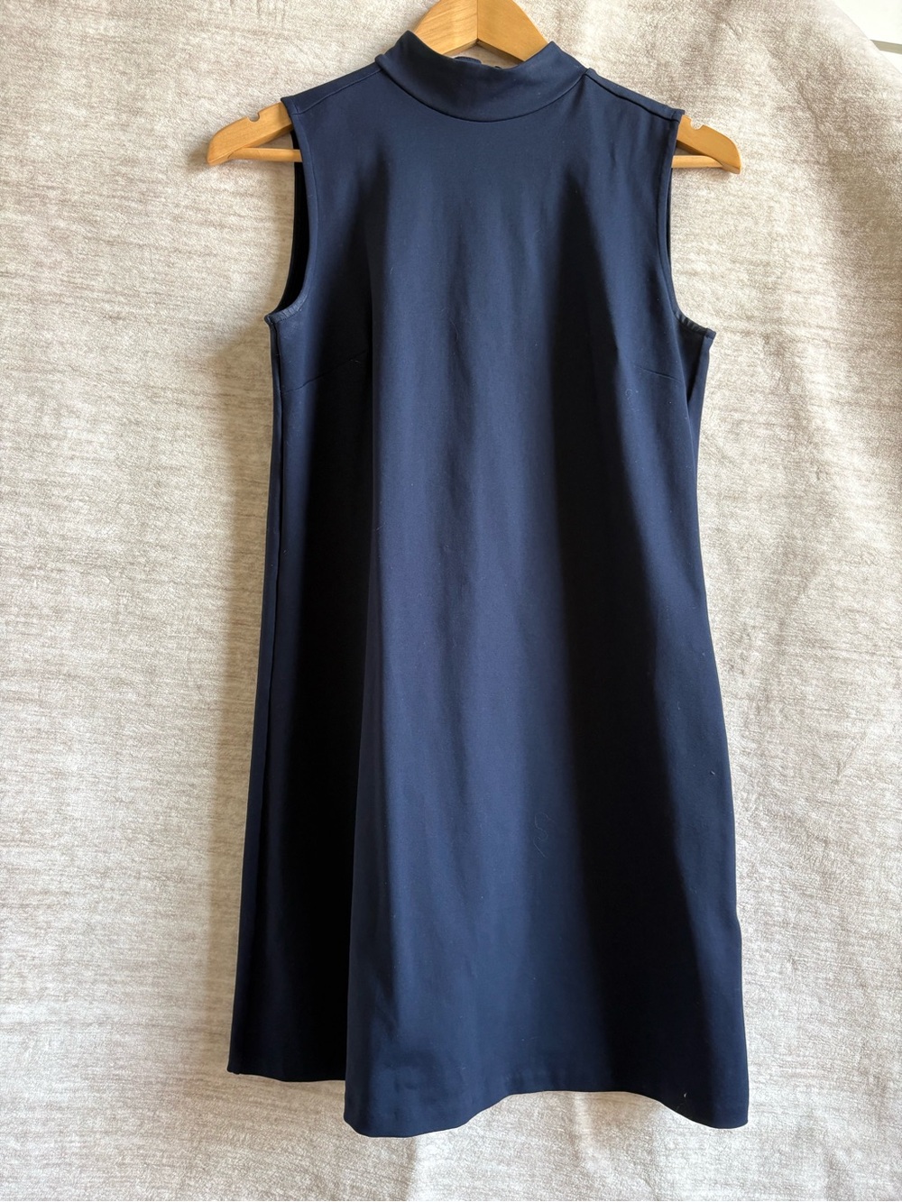Navy Blue Sleeveless Midi Shift Dress with Mock Neck by Cynthia Rowley Size 4